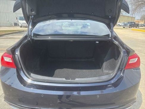 Used 2022 Chevrolet Malibu RS image 21