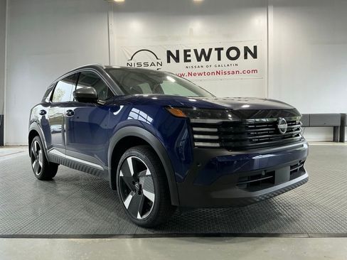 Used 2025 Nissan Kicks SR image 9