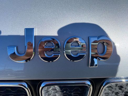 Used 2021 Jeep Renegade Latitude w/ Convenience Group image 74