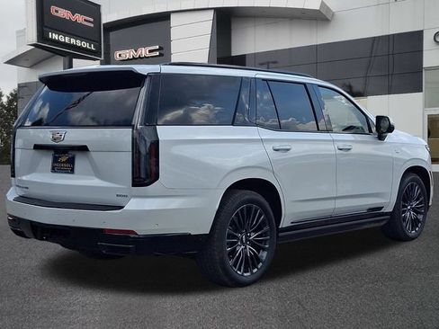 Used 2025 Cadillac Escalade Sport Platinum AWD/4WD image 25
