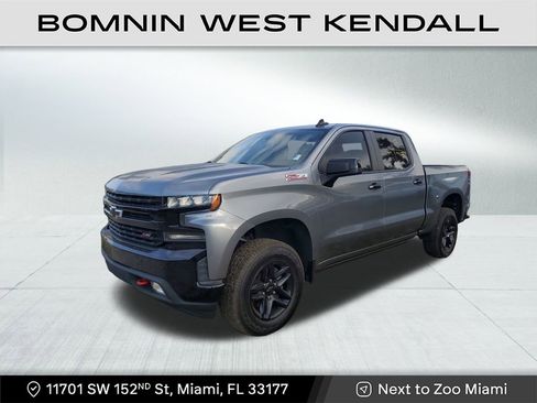 Used 2019 Chevrolet Silverado 1500 LT Trail Boss w/ Convenience Package image 2