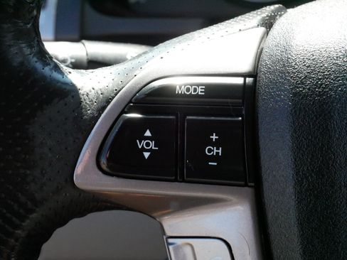 Used 2016 Honda Odyssey EX-L image 25