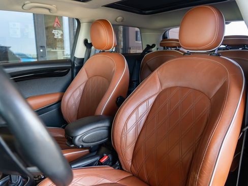 Used 2020 MINI Cooper S image 8