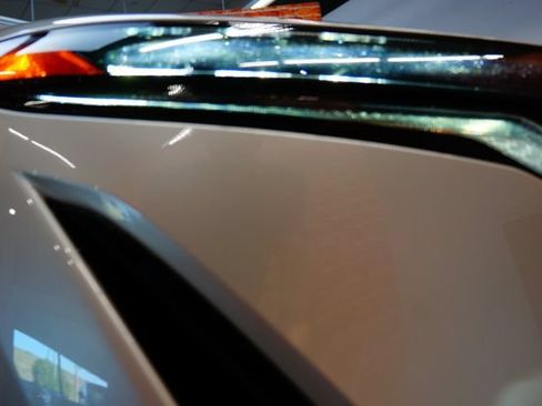 Certified 2023 Nissan Ariya FWD image 57