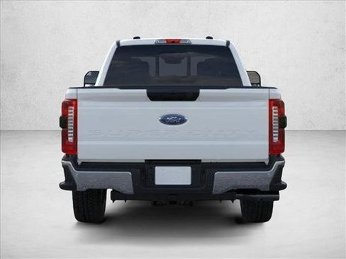 New 2026 Ford F250 XLT w/ XLT Premium Package image 5