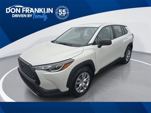 Used 2025 Toyota Corolla Cross L image 1