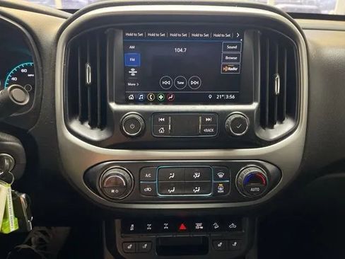 Used 2019 Chevrolet Colorado ZR2 image 17