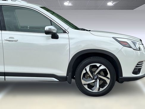 Used 2022 Subaru Forester Touring AWD/4WD image 34