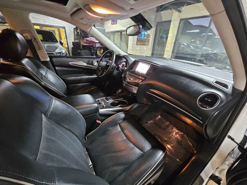 Used 2018 INFINITI QX60 Luxe w/ Premium Plus Package image 13