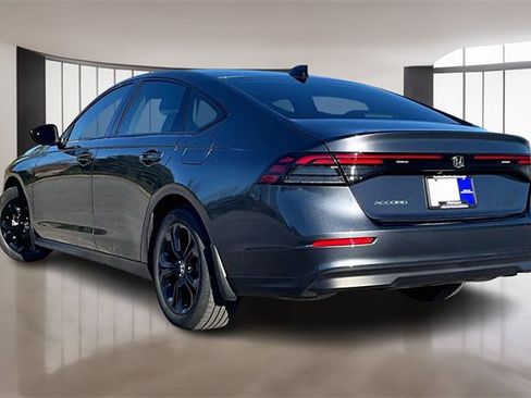 Used 2025 Honda Accord SE image 4