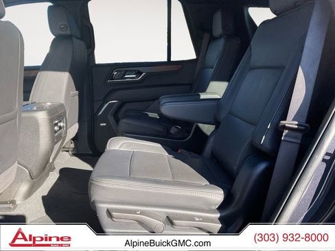 Used 2025 GMC Yukon Denali image 13