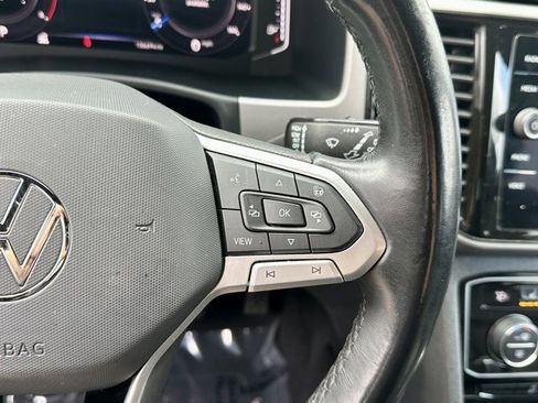 Used 2020 Volkswagen Atlas Cross Sport SEL image 35