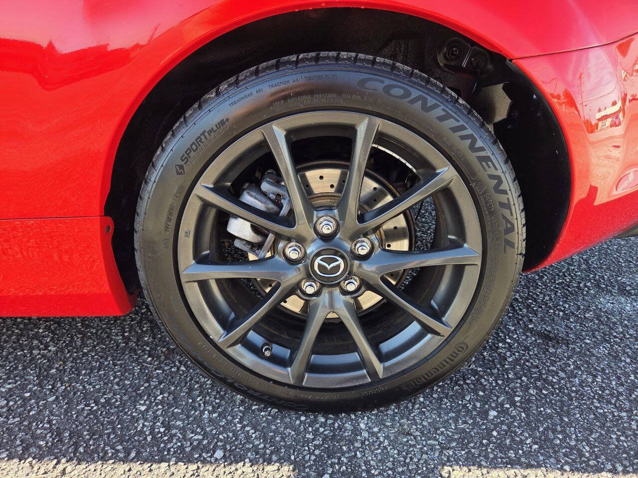Used 2014 MAZDA MX-5 Miata Club RWD image 7