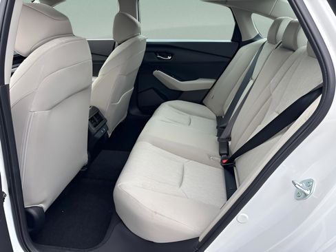 New 2025 Honda Accord SE image 12