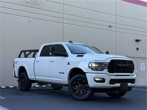 Used 2021 RAM 2500 Laramie w/ Night Edition image 30