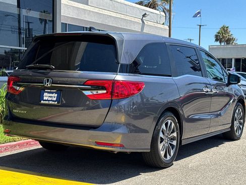 Used 2024 Honda Odyssey EX-L image 5