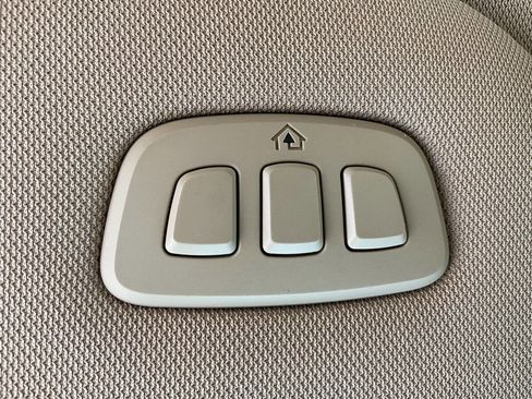 Used 2017 Ford F350 Lariat w/ Chrome Package image 34