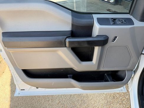 Used 2019 Ford F250 XL w/ Power Equipment Group RWD image 18