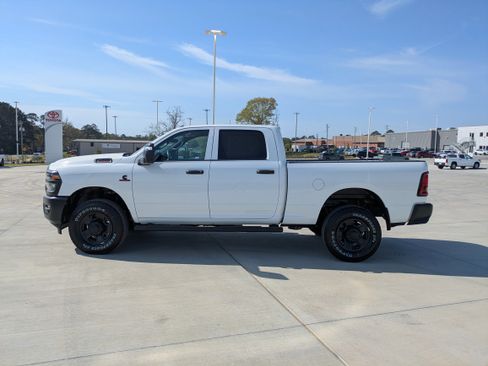 New 2026 RAM 2500 Tradesman AWD/4WD image 4