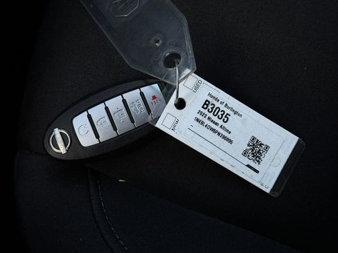 Used 2023 Nissan Altima 2.5 SV image 33