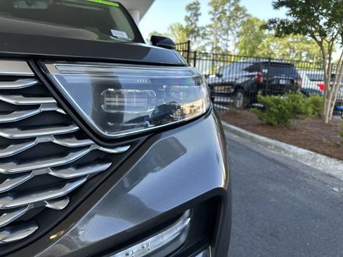 Used 2020 Ford Explorer Platinum w/ Premium Technology Package AWD/4WD image 9