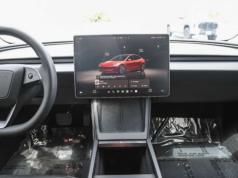 Used 2024 Tesla Model 3 Standard Range RWD image 13