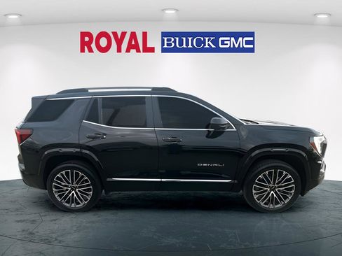 Used 2026 GMC Terrain Denali w/ LPO, Floor Liner Package image 5