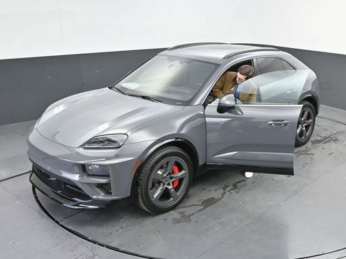 New 2025 Porsche Macan Turbo Electric image 58