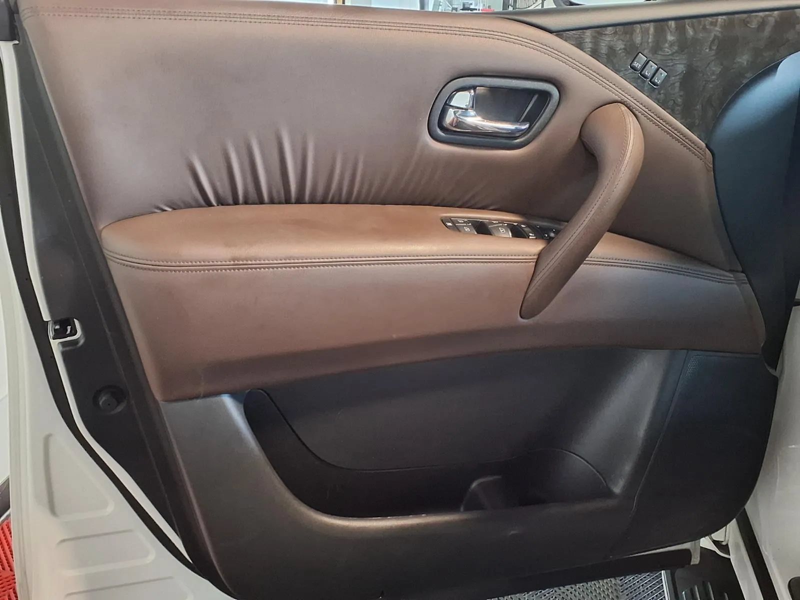 Used 2022 Nissan Armada Platinum w/ Captain's Chairs Package AWD/4WD image 18
