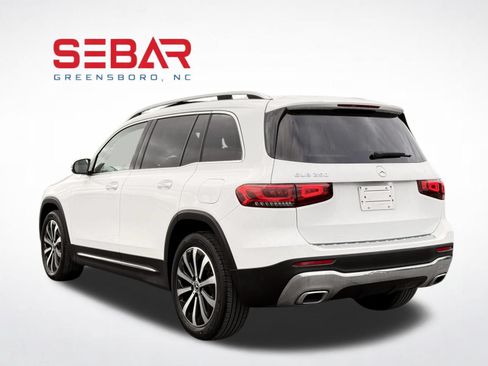 Used 2023 Mercedes-Benz GLB 250 w/ Premium Package image 10
