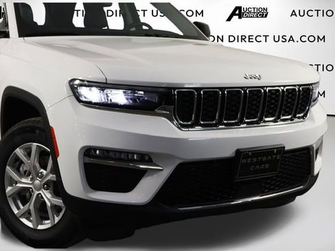 Used 2023 Jeep Grand Cherokee Limited AWD/4WD image 50