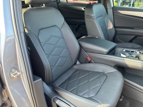 Used 2026 Volkswagen Atlas Cross Sport SE AWD/4WD image 55