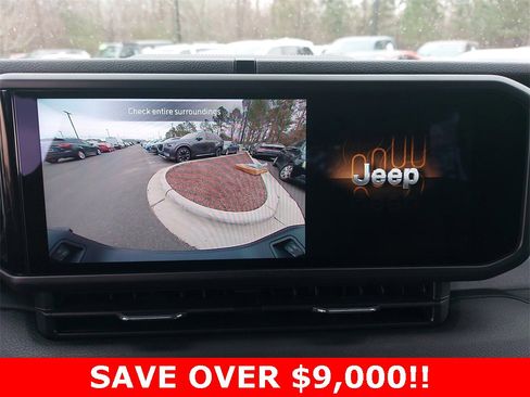 New 2025 Jeep Gladiator Sport image 23