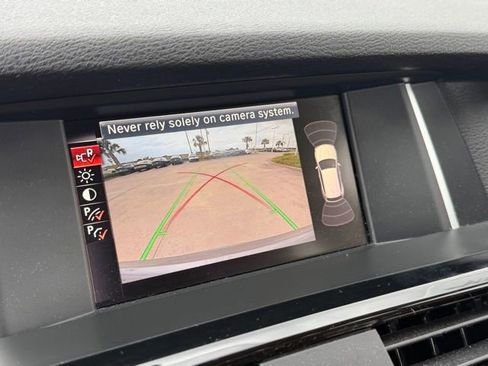 Used 2017 BMW X3 sDrive28i RWD image 14