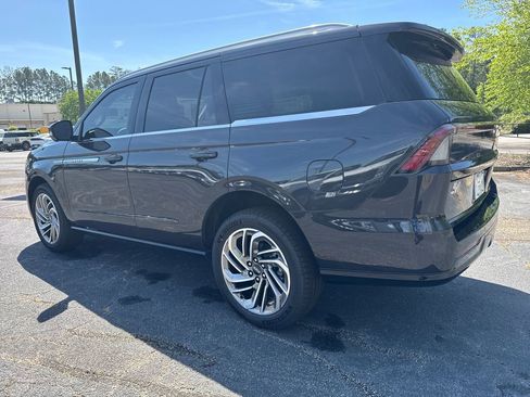 New 2026 Lincoln Navigator Reserve AWD/4WD image 7