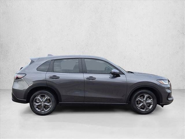 Certified 2027 Honda HR-V LX image 4