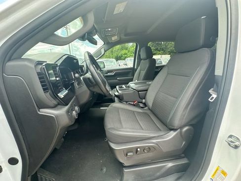 Used 2025 Chevrolet Silverado 1500 LT AWD/4WD image 22