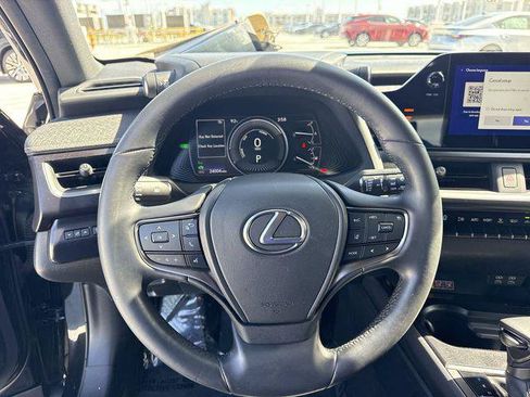 Certified 2024 Lexus UX 250h FWD image 14
