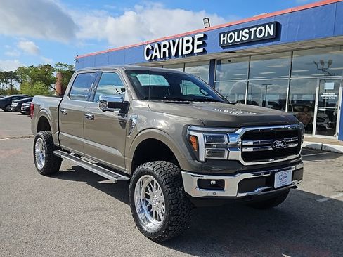 Used 2025 Ford F150 Lariat w/ Equipment Group 502A High AWD/4WD image 7