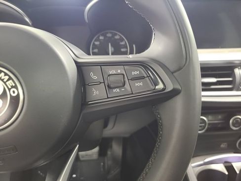 Used 2021 Alfa Romeo Stelvio Ti AWD/4WD image 27