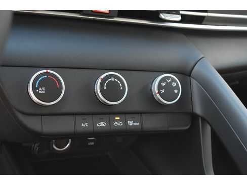 New 2026 Hyundai Elantra SE image 25