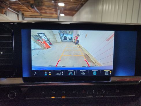 Used 2023 Chevrolet Silverado 1500 LTZ w/ Technology Package image 19