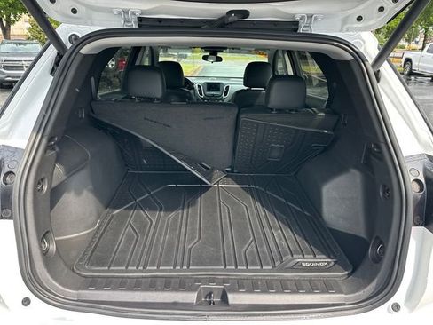 Used 2023 Chevrolet Equinox LT FWD image 26