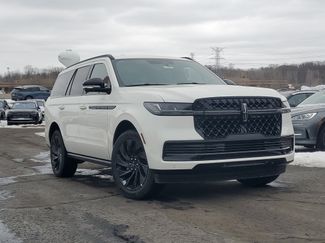 New 2026 Lincoln Navigator Reserve w/ Jet Appearance Package 360° Tour