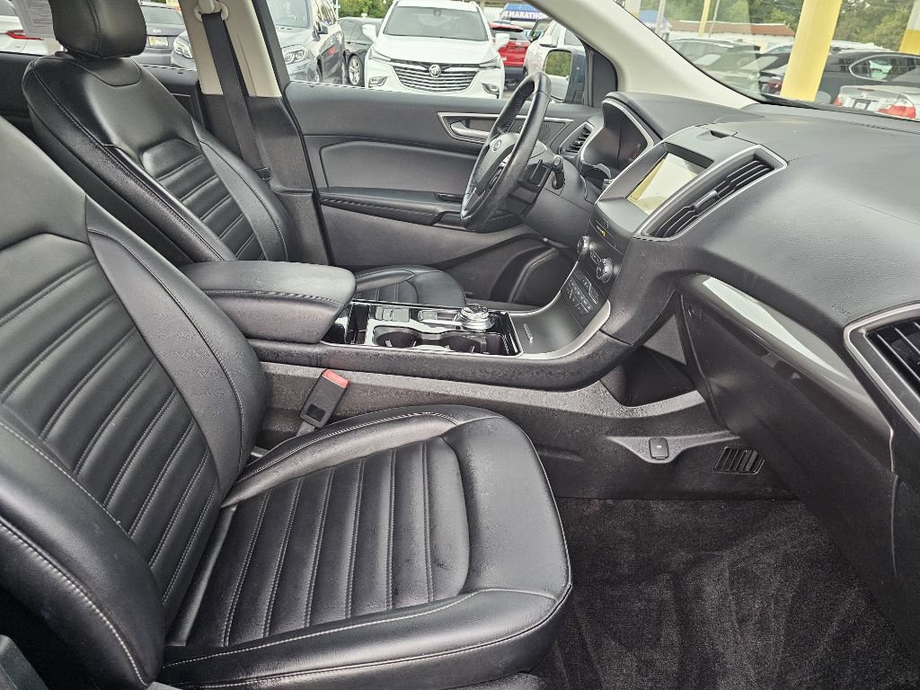 Used 2019 Ford Edge SEL w/ Equipment Group 201A AWD/4WD image 41