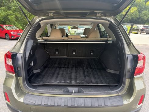 Used 2017 Subaru Outback 2.5i Premium AWD/4WD image 27