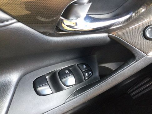 Used 2015 Nissan Altima 3.5 SL FWD image 38