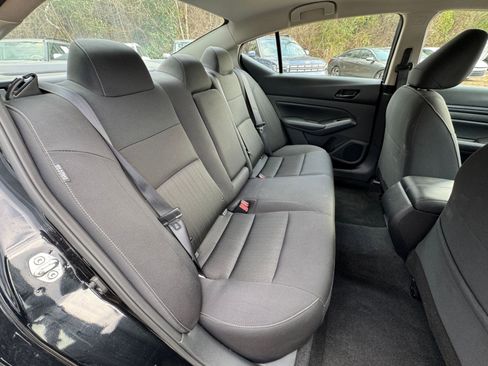 Used 2025 Nissan Altima 2.5 SV image 35