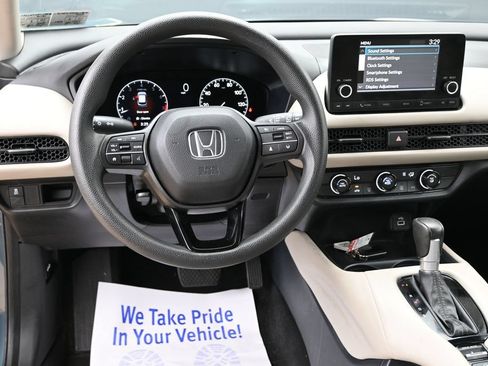 Used 2023 Honda HR-V LX image 27