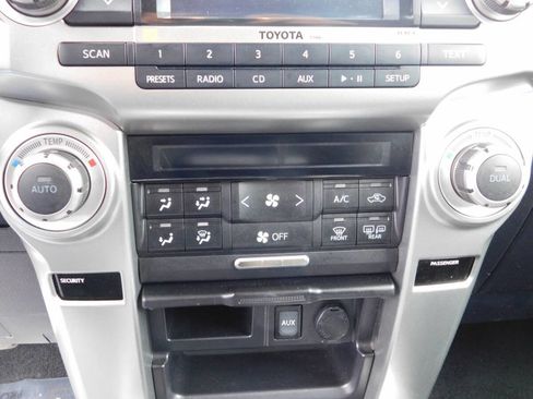 Used 2011 Toyota 4Runner Limited AWD/4WD image 12